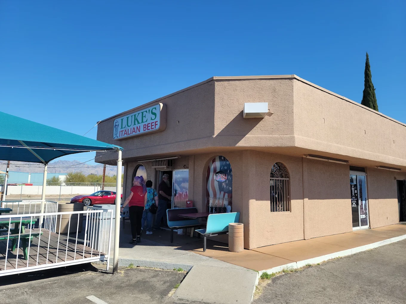 Luke's Italian Beef storefront and covered patio seating